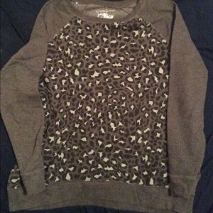 Charcoal Snow Leopard Sweatshirt 16W
